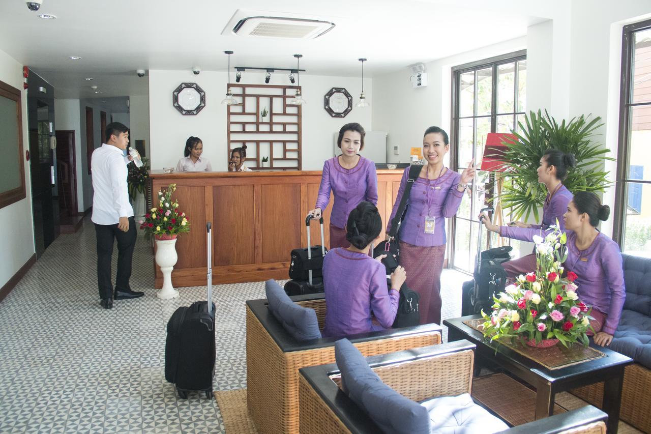 Day Sunrise Boutique Hotel Siem Reap Exteriör bild