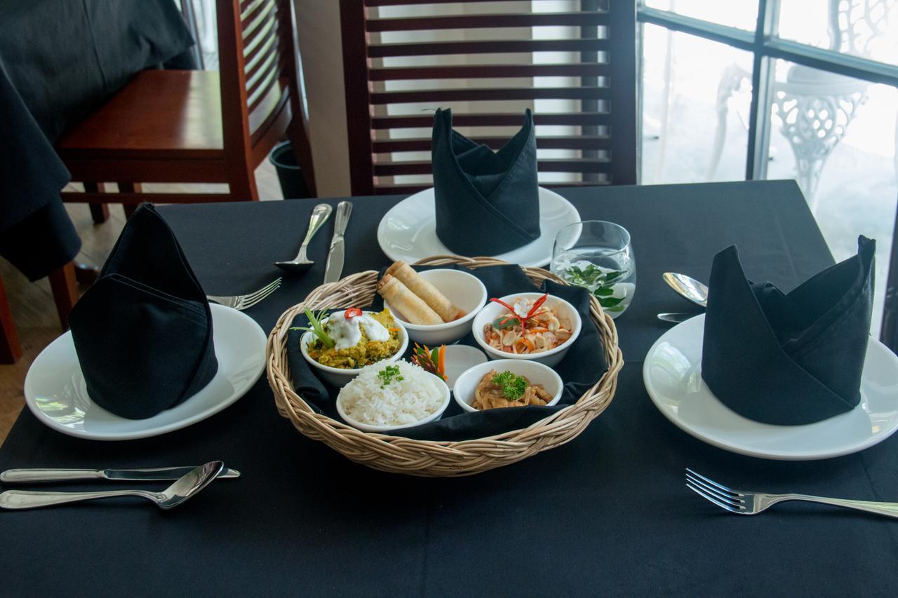 Day Sunrise Boutique Hotel Siem Reap Exteriör bild